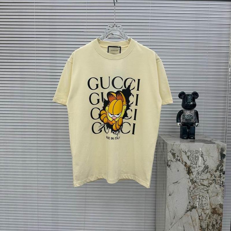 Gucci Men's T-shirts 166